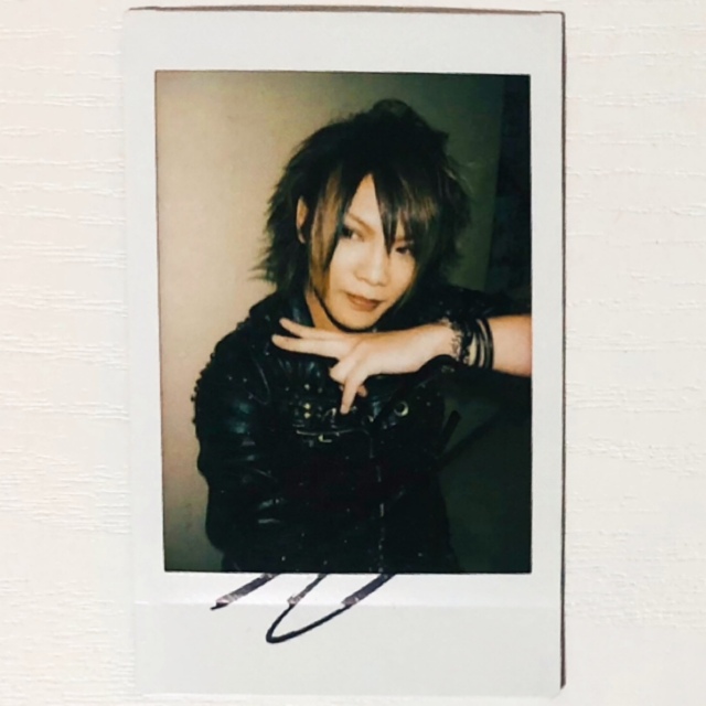 V系☆R指定【楓】サイン☆チェキ【3】の通販 by ♡'s shop｜ラクマ