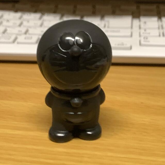 MEDICOM TOY - 村上隆 THE ドラえもん展2017限定フィギュア黒の通販 by