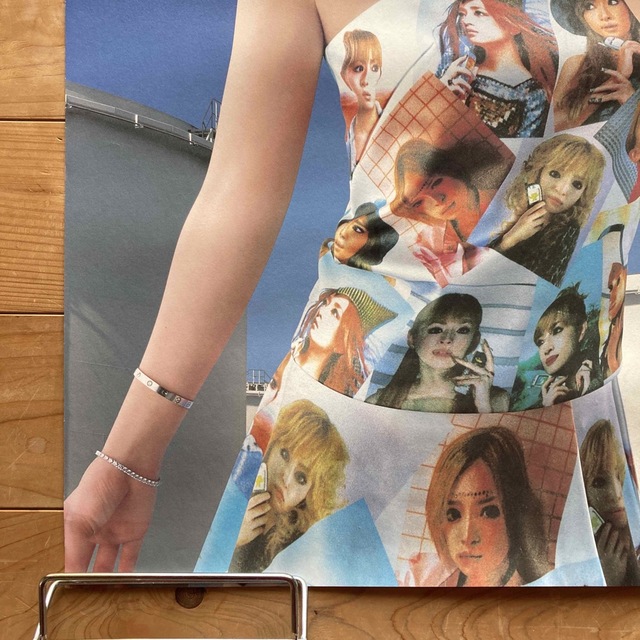 浜崎あゆみ KDDI TU-KA ポスターの通販 by mai's shop｜ラクマ