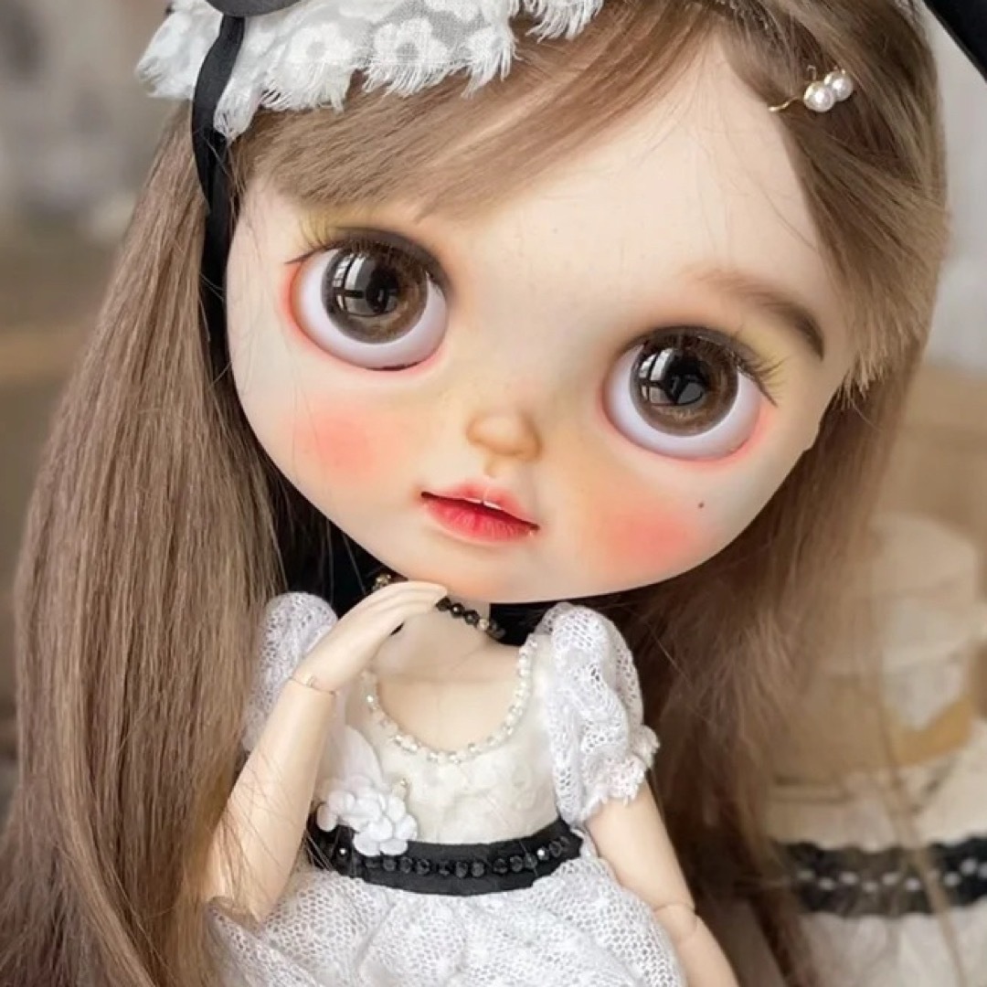 作家様カスタムブライス 人形 キラキラ 微笑みちゃん 読書家 カスタム