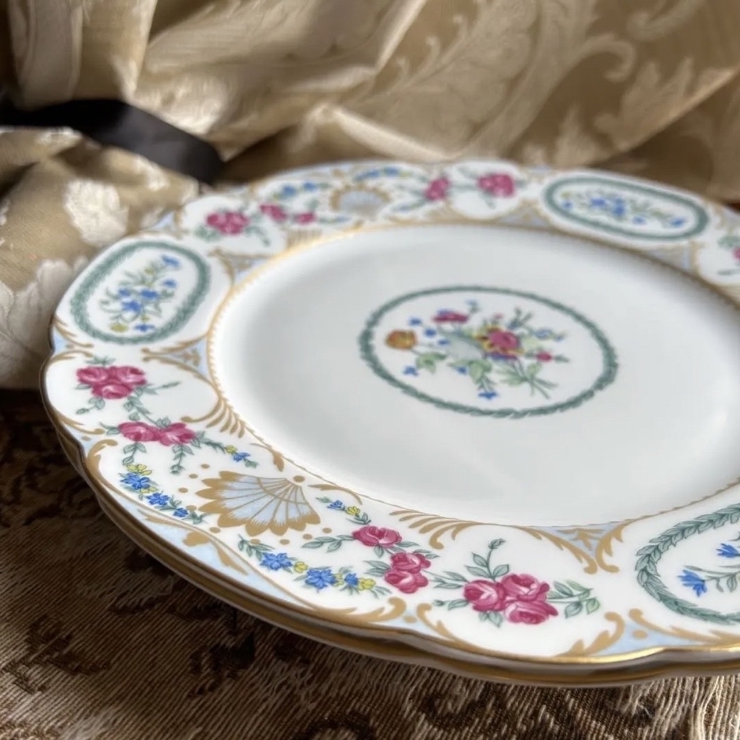 新品 フランス製 Bernardaud vigny❁ fleurディナー大皿ペアの通販 by