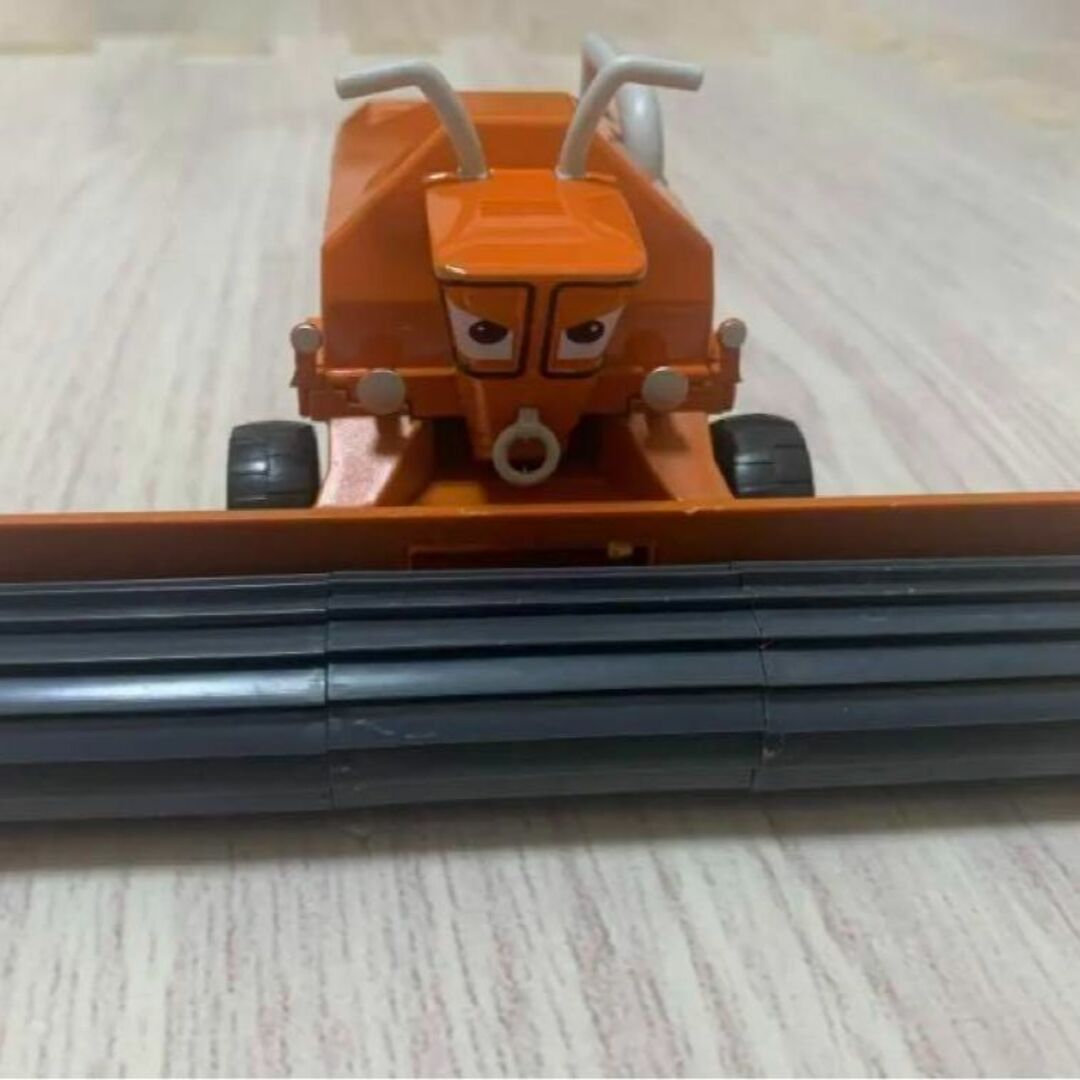 カーズ ミニカー ☆カーズ ☆ フランク コンバインの通販 by