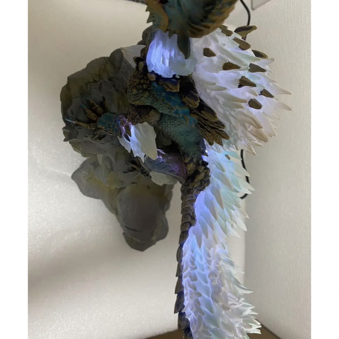 モンスターハンター フィギュア ジンオウガ PVC製品 ガレージキット の