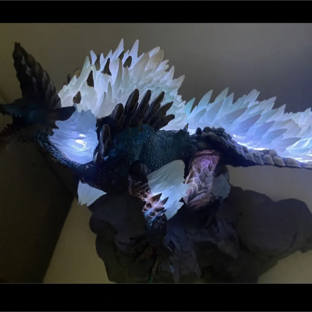 モンスターハンター フィギュア ジンオウガ PVC製品 ガレージキット の