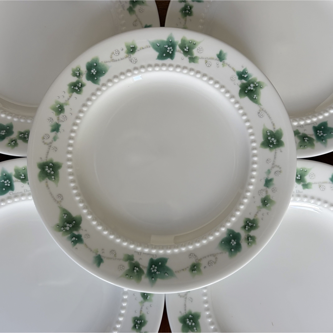 Christian Dior - 【美品】クリスチャンディオール☆アイビー☆ケーキ