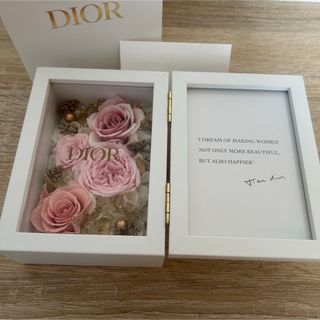 Dior（フォトフレーム）のフリマアイテム一覧