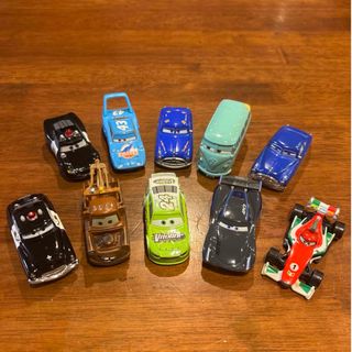 働く車 パトカー フェルト ワッペン ハンドメイドの通販 by ぴぃの