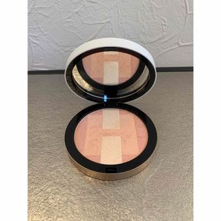 HERMES（フェイスパウダー）のフリマアイテム一覧