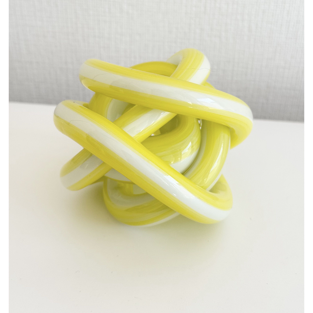 HAY】KNOT ガラス オブジェ 置物 Lサイズ 黄緑色 - メルカリ Hay? Knot