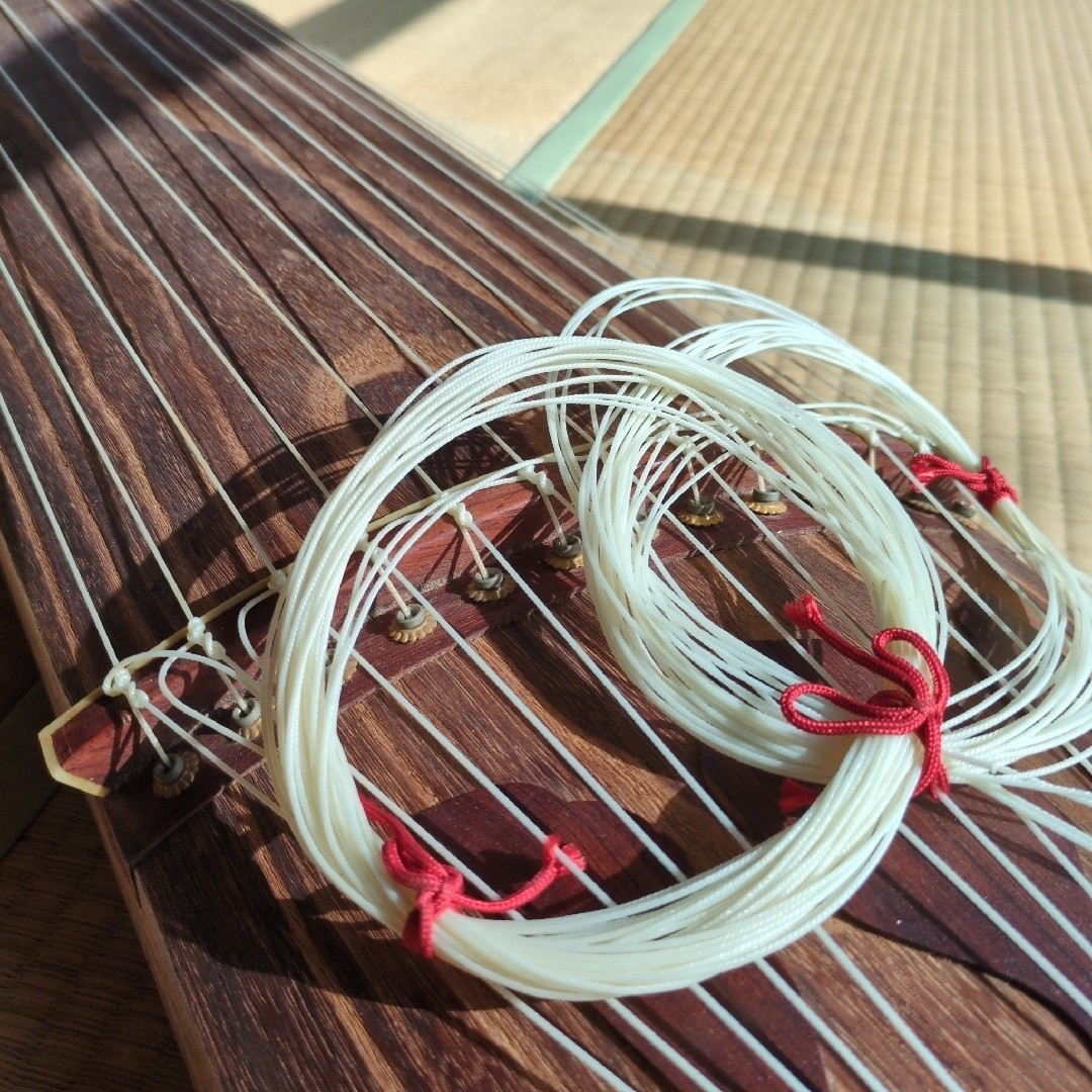 ①※※廃棄します※※生田流 師範代使用品☆十三絃 お琴 箏 琴 和楽器の