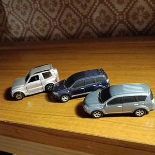 三菱 - 新品未使用☆デリカD:5 1/43サイズ モデルカー（レジンモデル