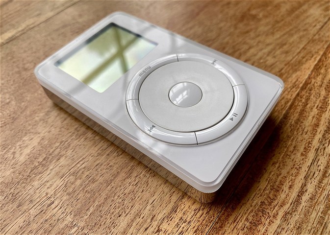 未開封の初代iPodが400万円？ レトロガジェット鑑定のマニアな世界を