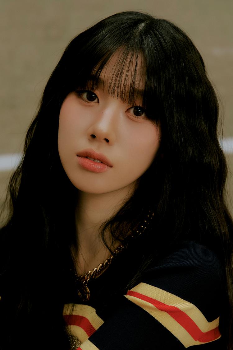 ME:I】高見文寧のプロフィールと人気ランキング！ - KPOP JUICE!!