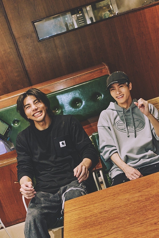 岩谷翔吾 ver.》THE RAMPAGE コンプリートブック『16(R)OAD』【@Loppi