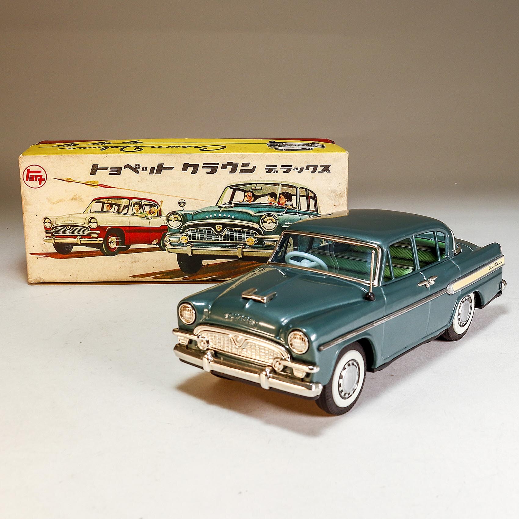 萬代屋 トヨペット クラウン デラックス（モスグリーン）