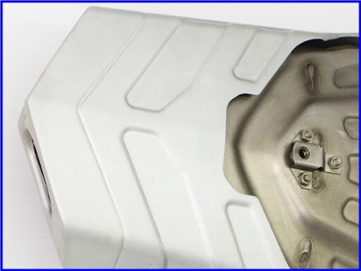 ウェビックガレージセール | 《M3》良品♪999 純正サイレンサー