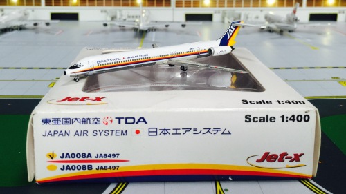 Jet-X 1:400 McDonnell Douglas MD-81 JAS 日本佳速航空JXJA008A