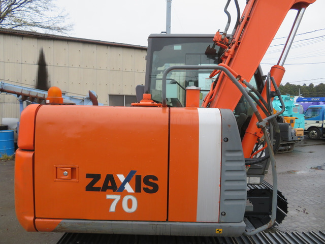 その他 日立 油圧ショベル 低稼働 ZX70-3 丸順フォーク の中古車詳細