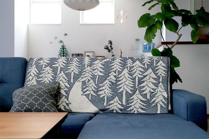 クリッパン × ミナ ペルホネン｜ウールブランケット［HOUSE IN THE