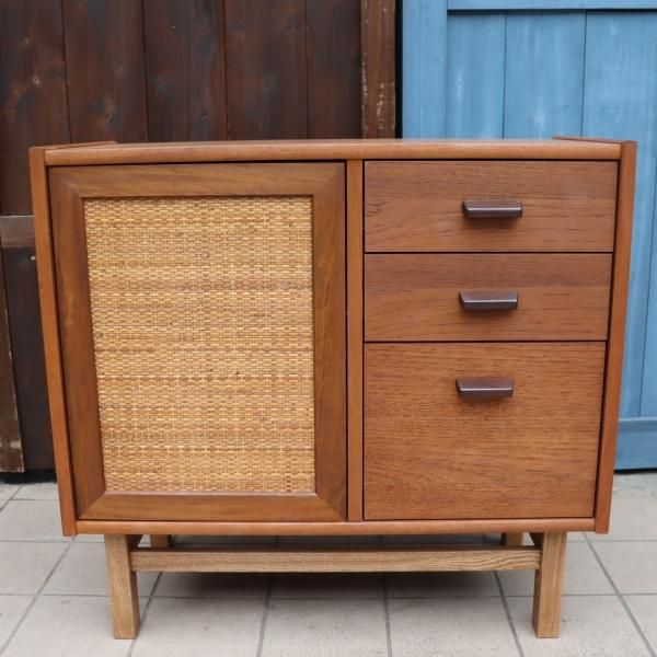 unico(ウニコ)のWICK(ウィック)シリーズのキャビネット W800です