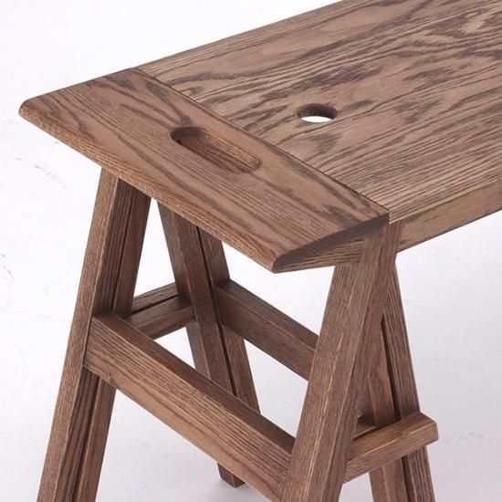 2つに分けられるロースツール レッドオーク / ブラウン色・着色オイル