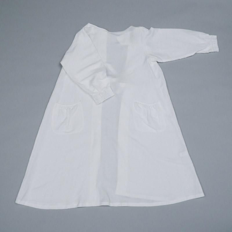 割烹着にもワンピースにもなるエプロン 【＆cocochi】