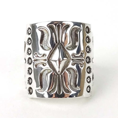 トーマスカーティス Thomas Curtis｜ナバホ族 | American Indian Jewelry