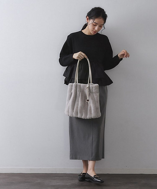 A4サイズ対応／マチ付き】ストライプフェイクファートートバッグ