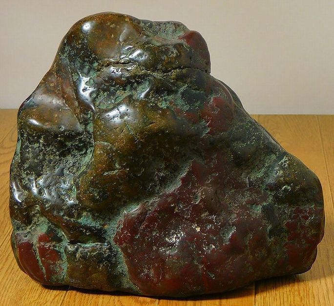 緋山酔恭「山水石美術館」 幸太郎石 (赤幸太郎・青幸太郎・茄子紺の幸太郎)