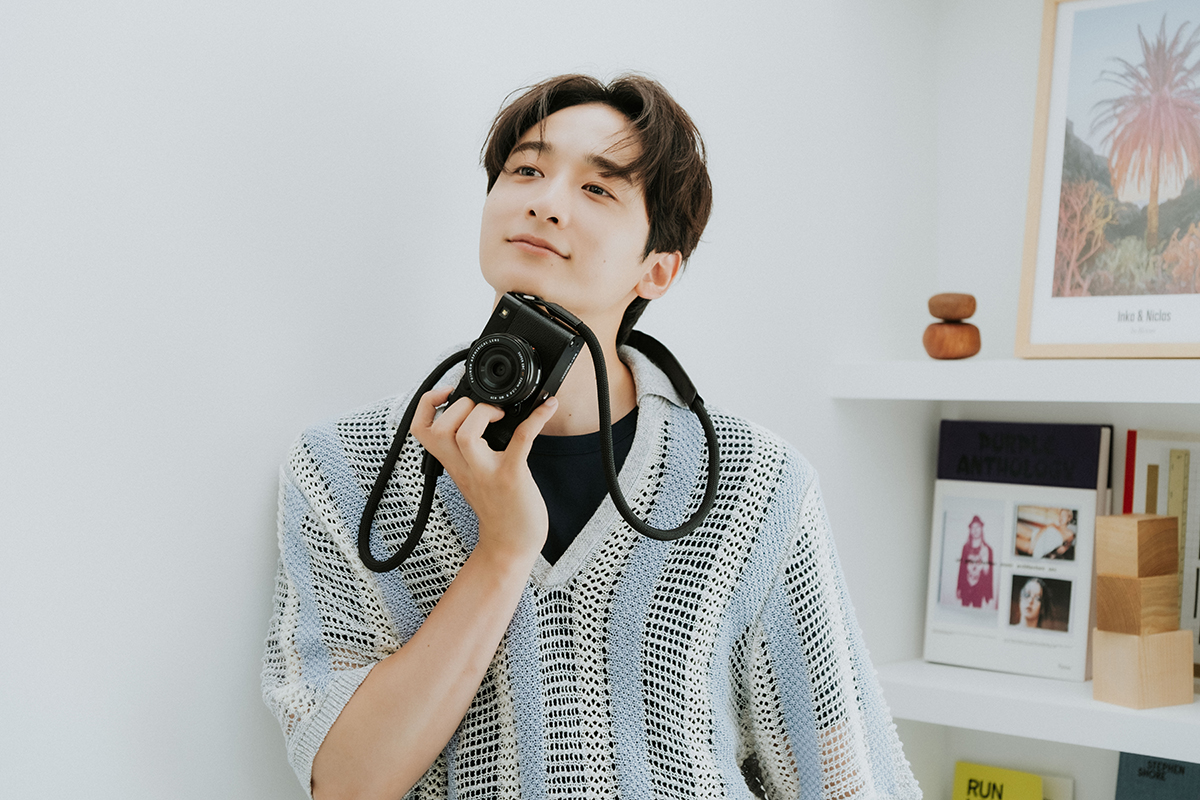 Xシリーズレビュー】〜俳優・小関裕太と『X-E5』〜変わりゆく自分と