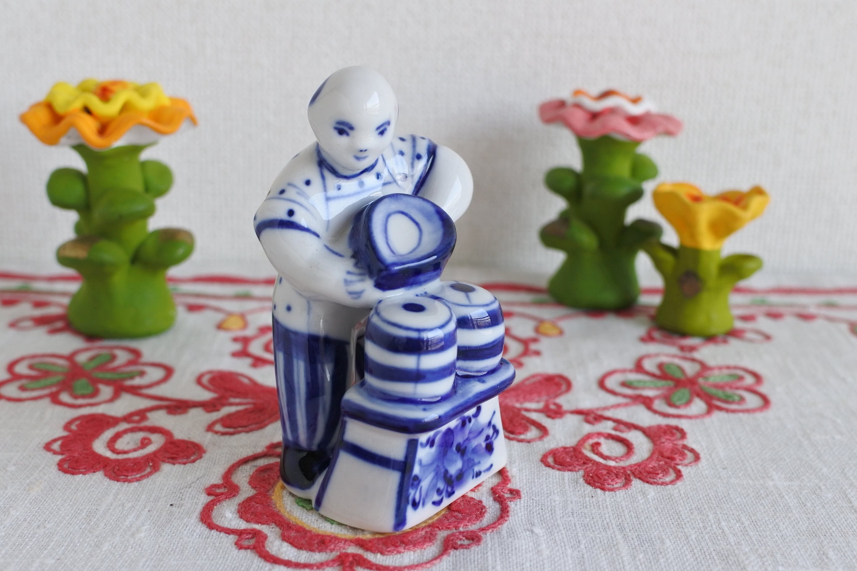 グジェリ陶器 ロシア製陶器 ロシア製食器 フィギア 手描き ロシア雑貨