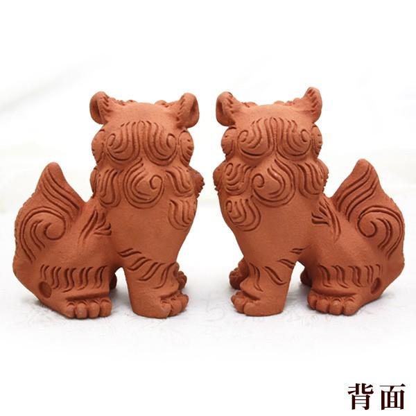 シーサー 素焼き 立ち横向き（小） 沖縄 お土産 置物 玄関 魔除け