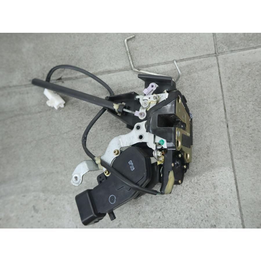 トヨタ マーク2 100系 後期 右フロント ドアロック アクチュエータ