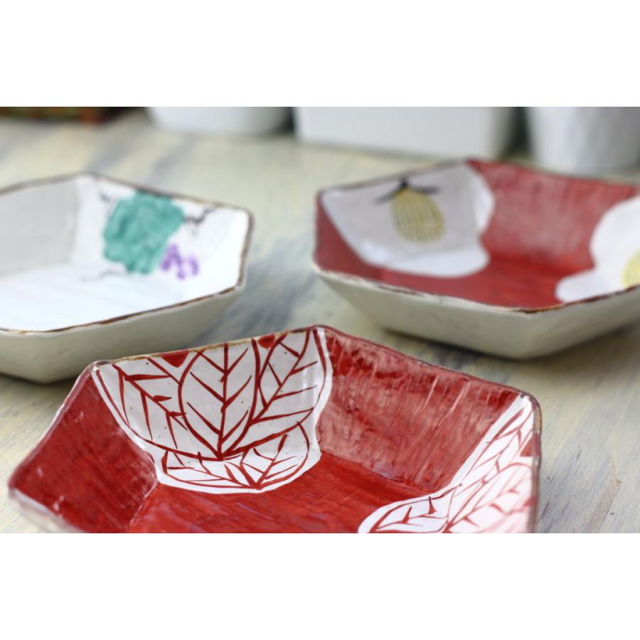 赤絵三善 美濃焼手描六角鉢 18cm 日本製 美濃焼 プレート 赤絵 六角皿