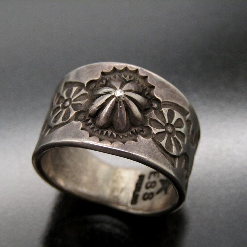 Edison Sandy Smith ナバホ族 リング スタンプワーク アポロ