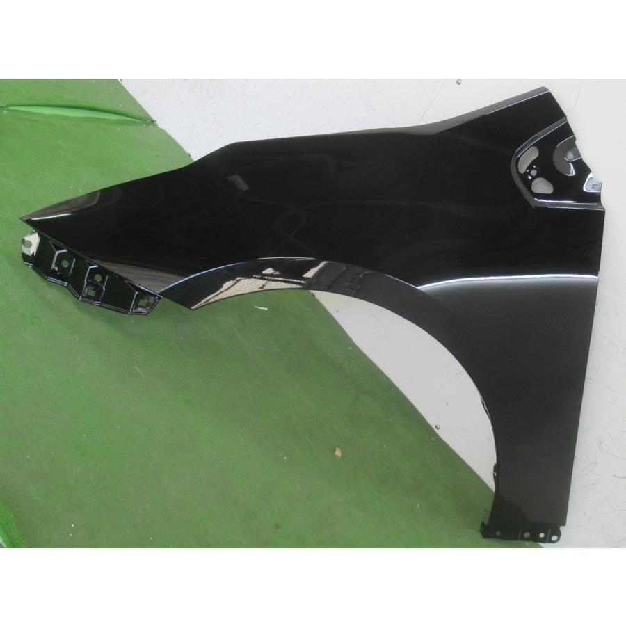 993897 TOYOTA プリウス ZVW50 左フェンダー 参考品番：53802-47100
