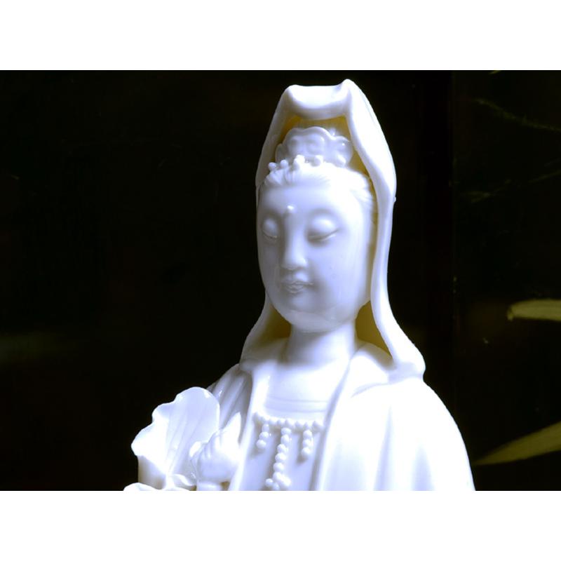 白磁陶器 滴水観音像 : 中国貿易公司ctcオンラインショップ - 通販