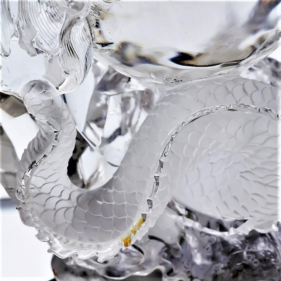 水晶 クリスタル 龍 ドラゴン 一刀彫 彫刻 置物 工芸品 鑑別書付き