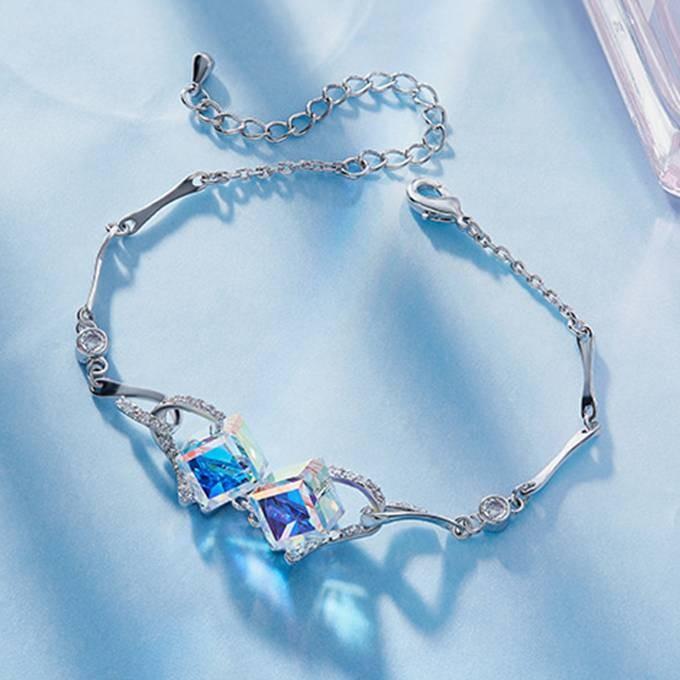 クーポンで10％OFF ブレスレット レディース スワロフスキー キューブ