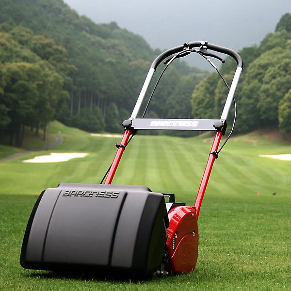 バロネス 2年保証付き コードレス自走式電動芝刈り機 LMB12 サッカー