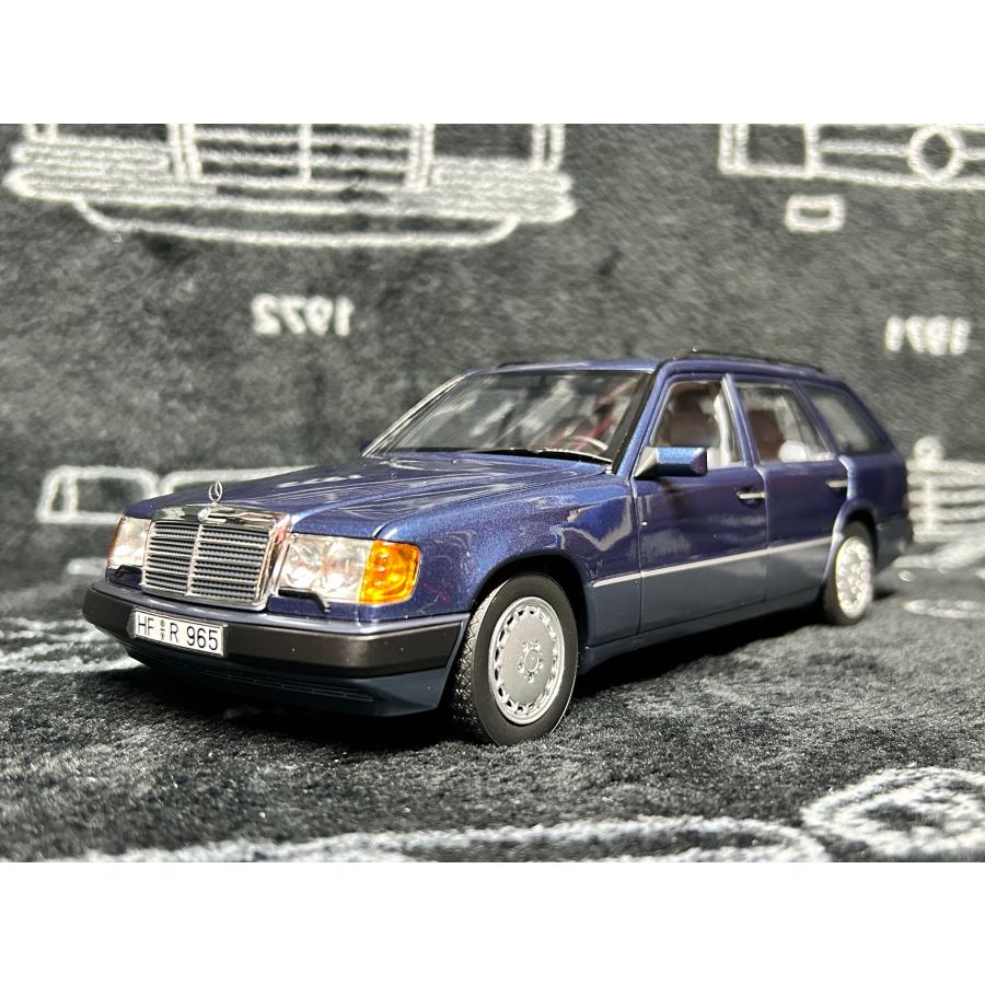 norev 1/18 Mercedes Benz 300D S124 Estate 1990 ブルーメタリック