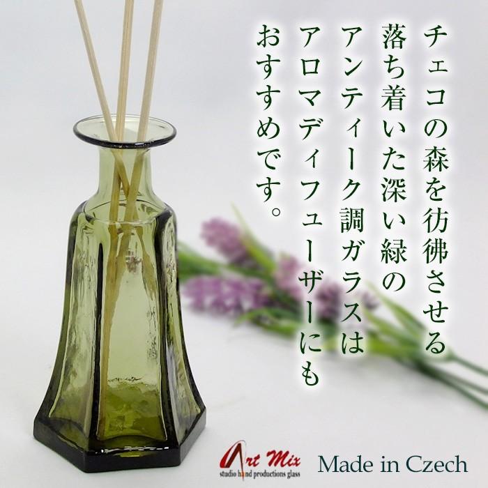 チェコ直輸入 ガラス職人手作りのフラワーベース 花瓶 CAM034 : ガラス