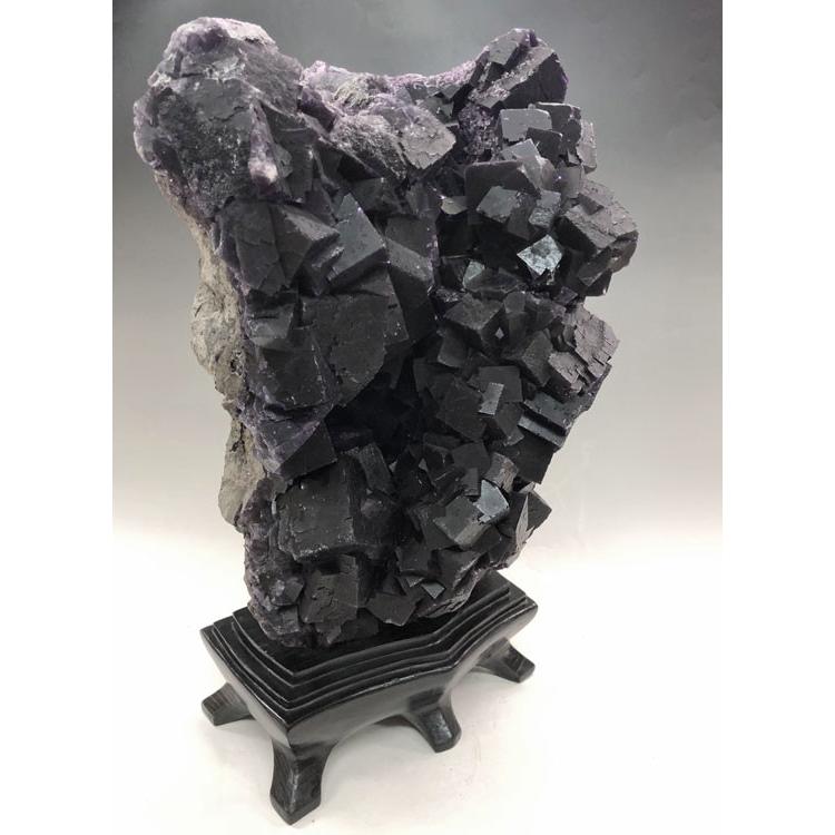 希少 特大 フローライト 蛍石 原石 H47cm 送料無料 台座付 ブラック