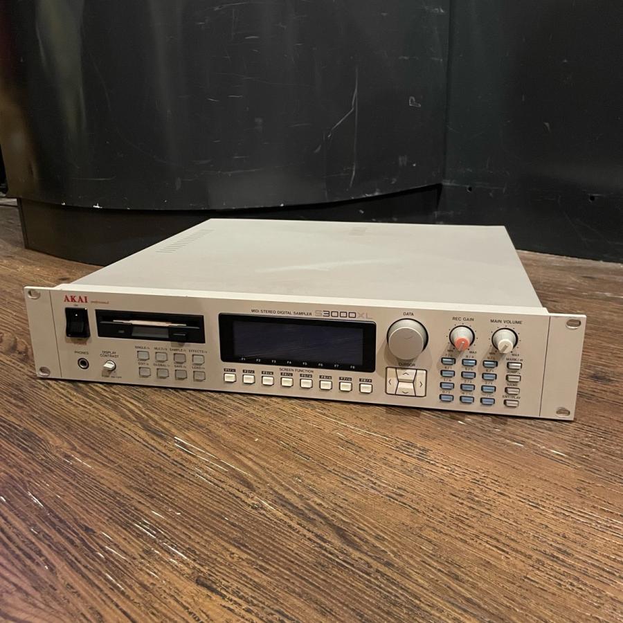 AKAI professional AKAI S3000XL Sampler アカイ サンプラー