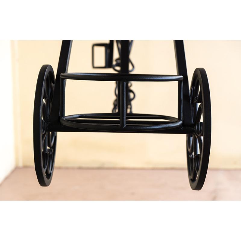 ロートアイアン製のおしゃれなフラワーボックス・自転車・花台