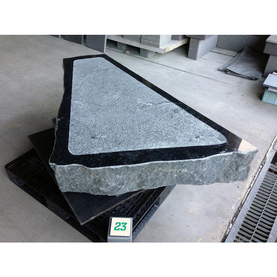 幅163cm×奥行き93cm×高さ約24cm 国産黒御影石（福島県産：浮金石）の沓