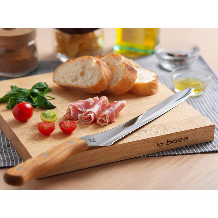 la base（ラバーゼ） まないた 26cm 白箱入り まな板 木製 スクエア