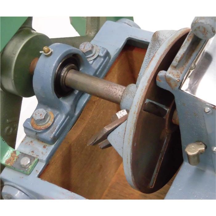 送料無料☆ 品川麺機 鰹節削り器 電動 業務用 【中古】 : 業務用中古