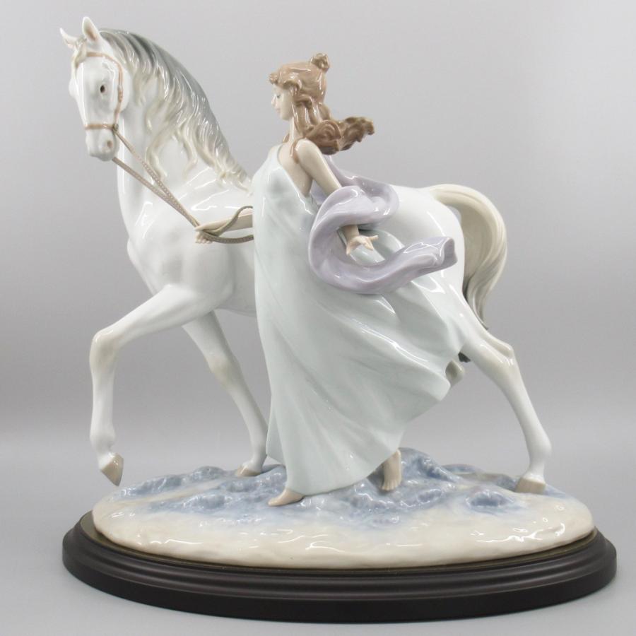 リヤドロ No.1908「プロムナード（Afternoon Companions）」 箱 台座