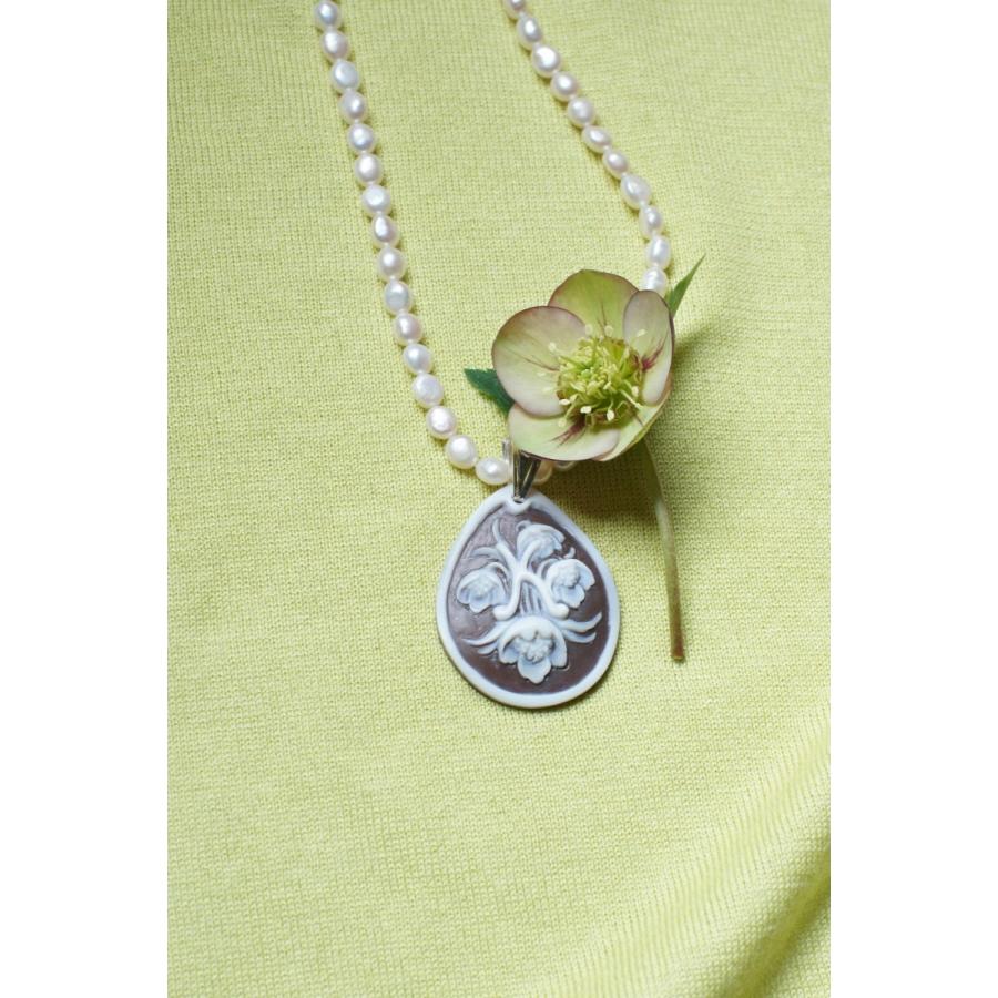 現品）カメオのネックレス クリスマスローズの Tear drop【へレボルス